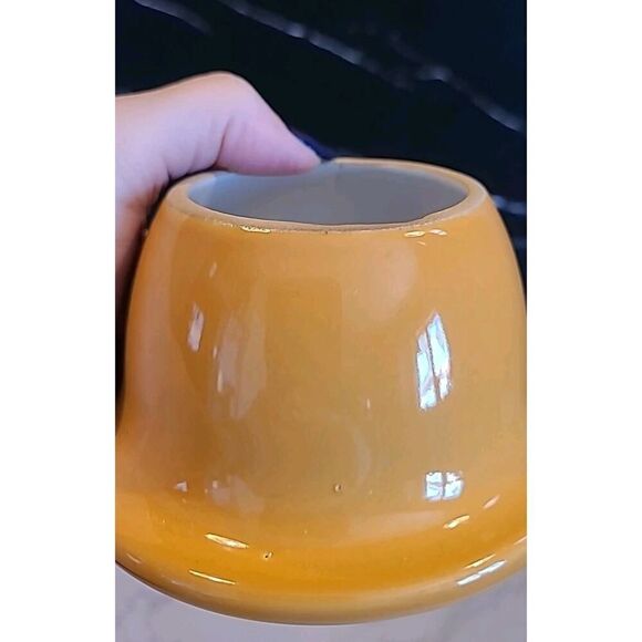 Emile Henry Butter Bell Ceramic Yellow 16-10 Made in France Good Condition Flaw - Picture 8 of 8